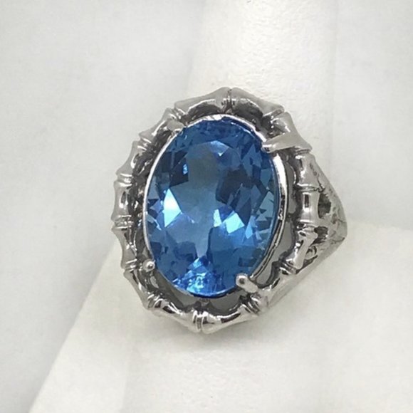 Meet your Posher, Bliss Jewelry - Picture 13 of 16